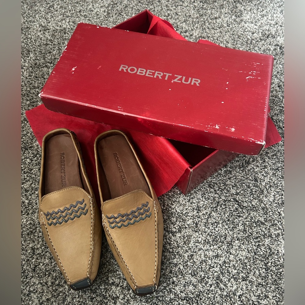 Vintage Robert Zur Women’s Vega BB Loafer in Dune size 8.5